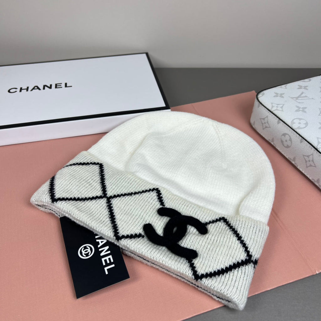 CC Women's Knit Beanie