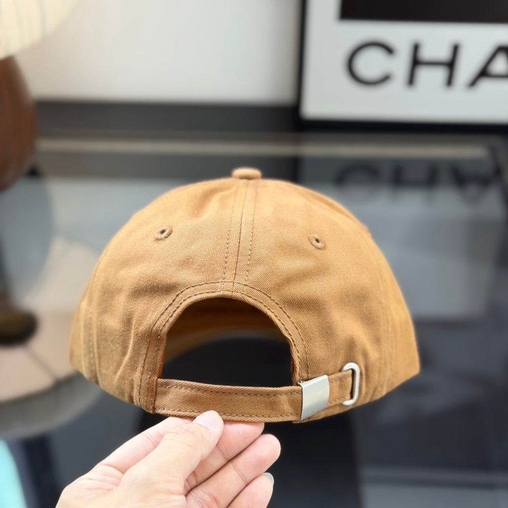 Premium Heritage Baseball Cap - Durable Cotton Canvas Streetwear